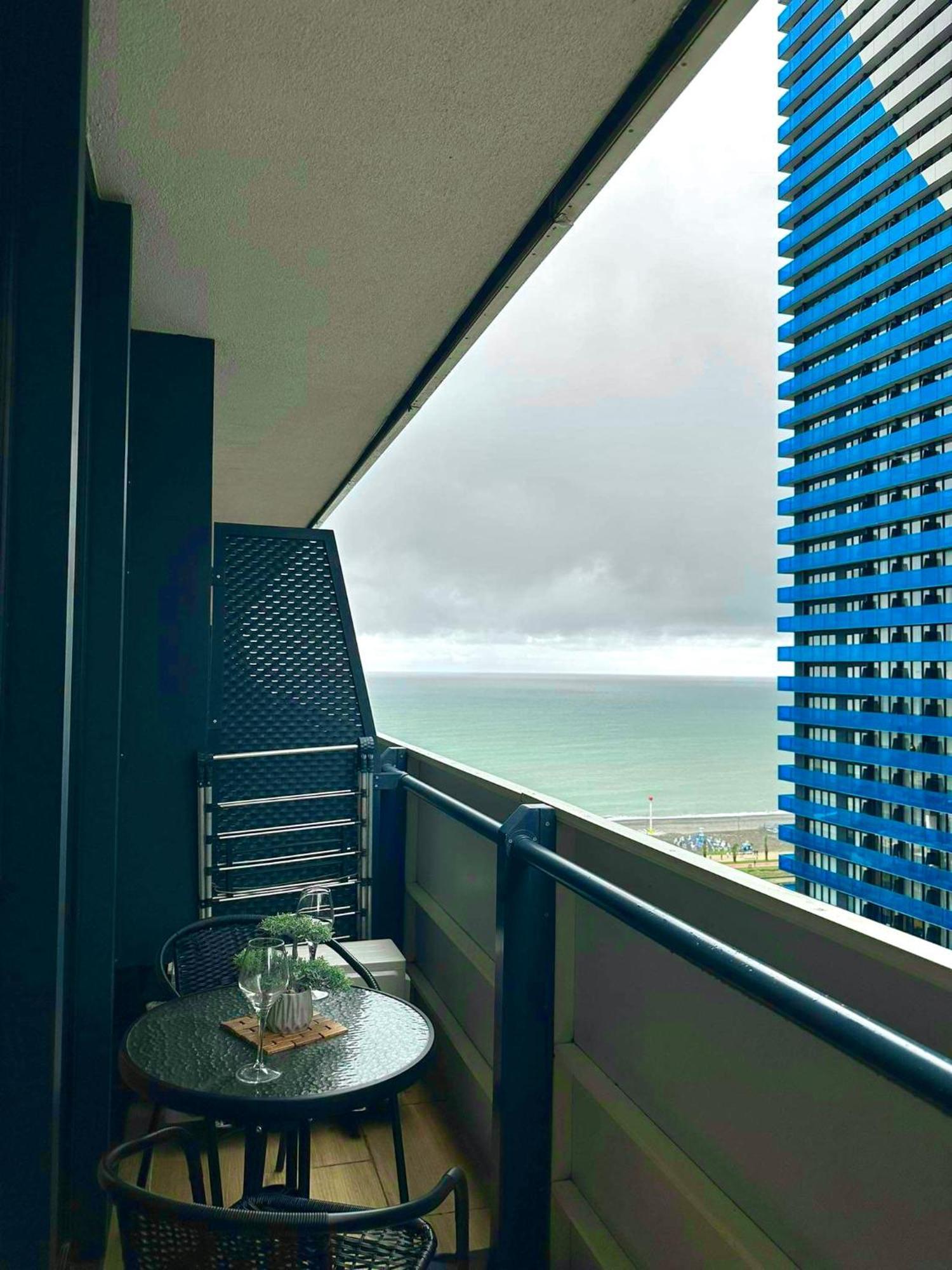 Orbi City Suite With Sea View باتومي المظهر الخارجي الصورة